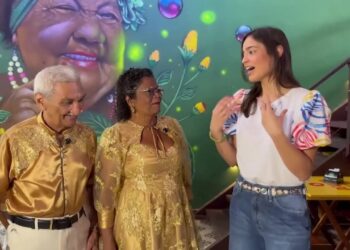 Casal de idosos dançarinos é exemplo de disposição e vira sensação nas noites de Belém