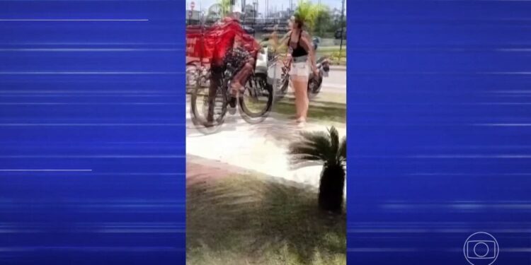 Prints de mensagens mostram entregador pedindo à delegada que fosse até a portaria em Belém | Pará