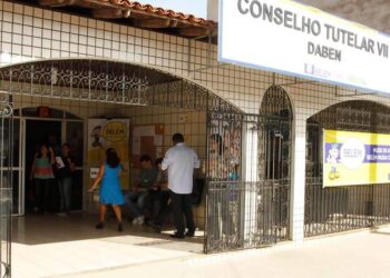 Saiba como denunciar violações de direitos de crianças e adolescentes aos Conselhos Tutelares | Belém