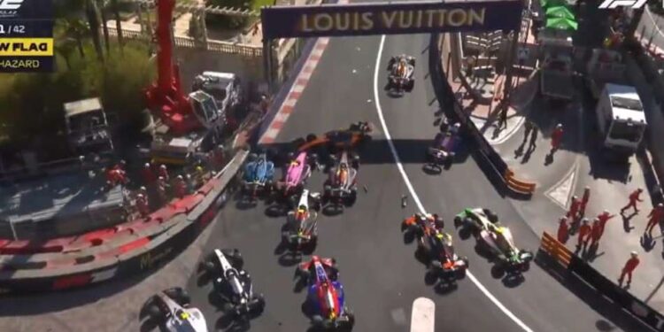 Acidente provoca sete abandonos ainda na primeira volta na etapa de Mônaco da Fórmula 2 | Esportes