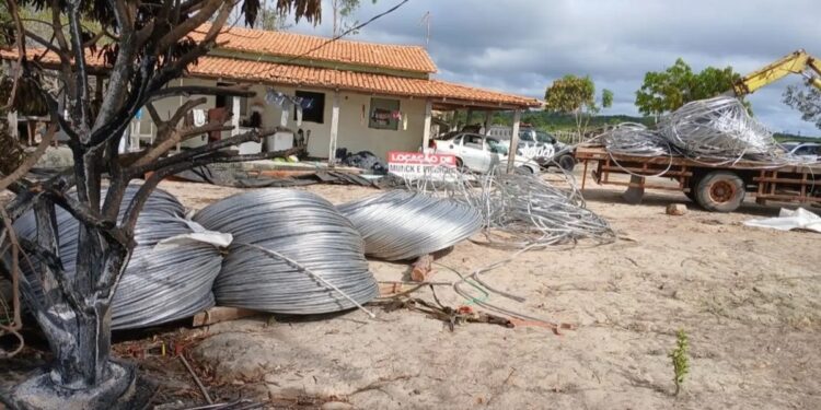 Após ser roubada, carga de alumínio avaliada em R$ 800 mil é encontrada no interior do Pará | Pará