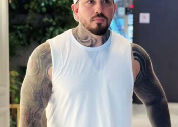 Casado com nove mulheres, influenciador quer ser árbitro de futebol | Cultura