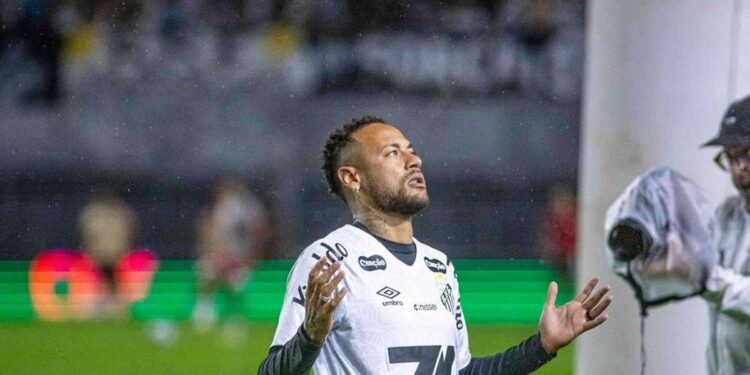 Com Neymar, Santos perde do CRB nos pênaltis e está fora da Copa do Brasil | Esportes