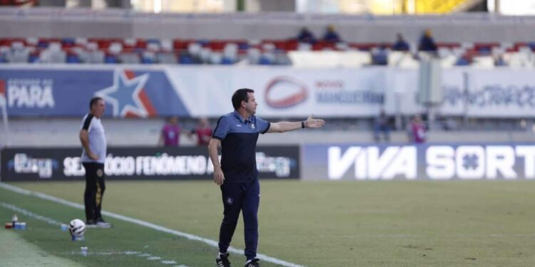 Com apenas uma mudança, Daniel Paulista define Remo para encarar o Volta Redonda-RJ; confira | Remo