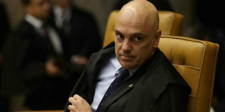 Departamento de Justiça dos EUA enviou carta a Moraes sobre bloqueio de perfil em rede, diz NYT | Política
