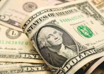 Dólar no fim de 2025 passa de R$ 5,85 para R$ 5,82, aponta Focus | Economia