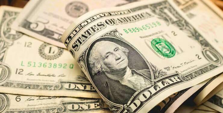 Dólar no fim de 2025 passa de R$ 5,85 para R$ 5,82, aponta Focus | Economia