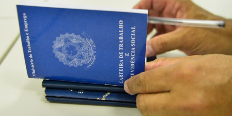 Feirão do Emprego: evento reúne mais de 50 empresas com vagas abertas, em Belém