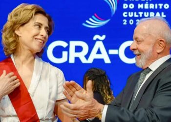 Fernanda Torres recebe maior honraria por mérito cultural do Brasil | Cultura