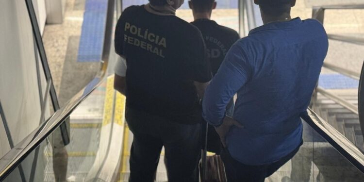 Investigado por tráfico é preso pela PF dentro de aeronave ao desembarcar em Belém