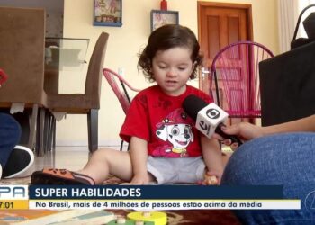 Leitora bilíngue mais jovem do Brasil: conheça a paraense que aprendeu a ler sozinha ainda bebê e, aos 5 anos, já é fluente em inglês