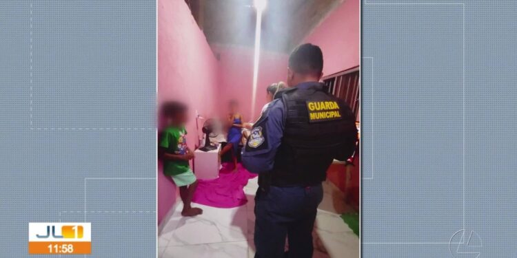 Mãe é presa após deixar quatro crianças sozinhas em casa, no sudeste do Pará | Pará