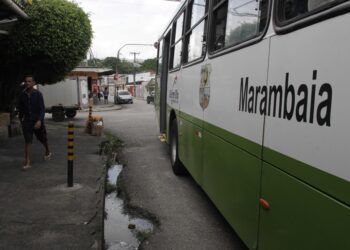 Moradores da Marambaia, em Belém, sofrem com escassez de ônibus há mais de 5 anos e cobram providências | Pará