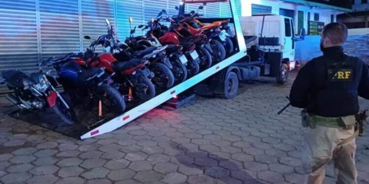 PRF apreende mais de 30 motocicletas irregulares durante operação na BR-230, em Marabá | Polícia