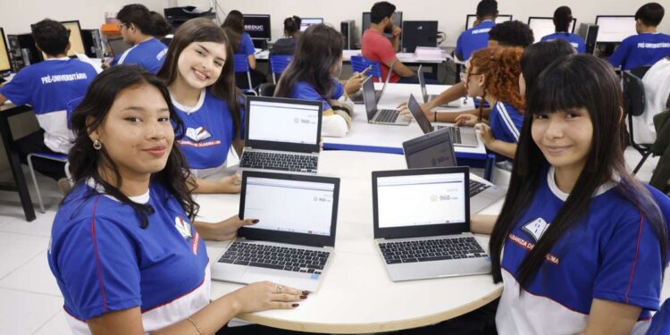Plataformas digitais elevam desempenho de alunos da rede pública do Pará | Pará