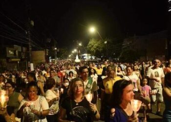 Procissão luminosa levará devotos de N. Sra de Fátima às ruas de Belém, nesta segunda (12) | Belém