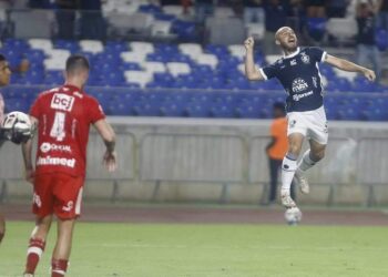 Remo assume a vice-liderança e Paysandu deixa a lanterna da Série B após empate; confira a tabela | Remo