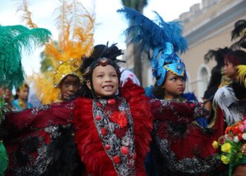 Revoada dos Pássaros Juninos abre temporada de festas juninas em Belém com cortejo e teatro popular | Pará