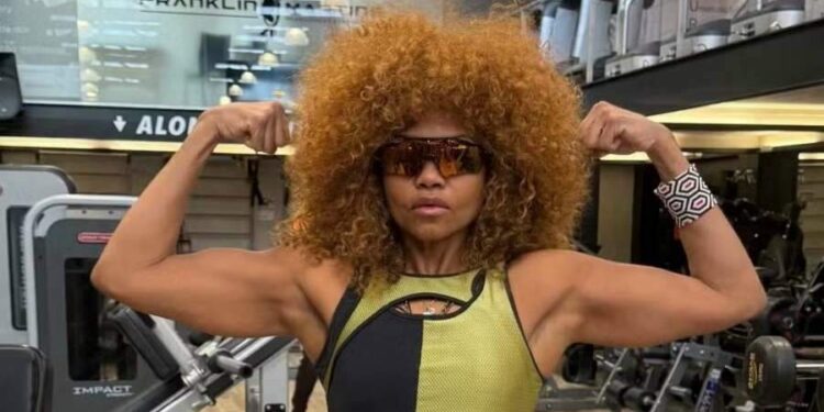 Após perder 35 kg, Gaby Amarantos exibe músculos nas redes sociais | Cultura