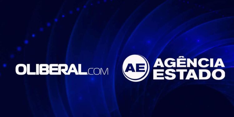 Bolsonaro teve provável quadro de pneumonia viral, diz médico; ex-presidente reclama de soluços | Política