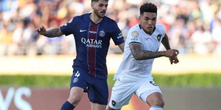 Botafogo se entrega, vence o PSG no Mundial e coloca futebol sul-americano acima do europeu | Esportes