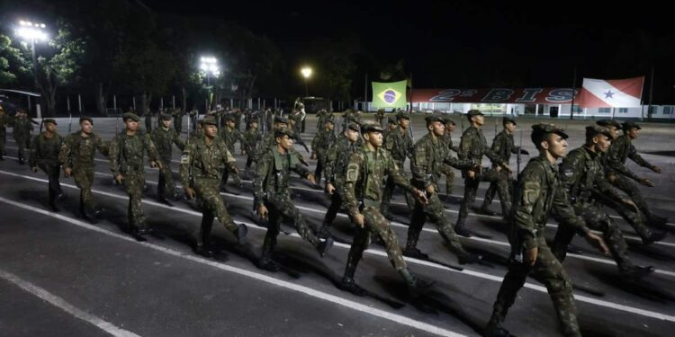 Desfile militar e homenagens à COP 30 marcam os 12 anos do Comando Militar do Norte, em Belém | Belém