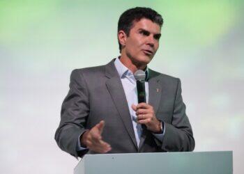 Governador Helder Barbalho anuncia sanção de lei de responsabilidade ambiental no Pará | Pará