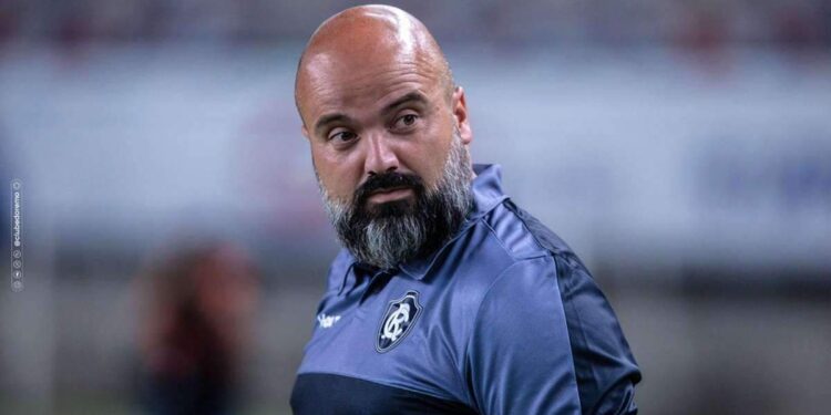 Interino, Flávio Garcia vê Remo no caminho certo: 'A engrenagem está muito boa' | Remo