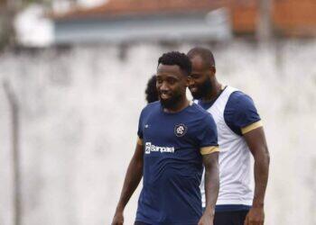 Lateral do Remo fala sobre saída de técnico e destaca confiança da equipe: 'Não tem tristeza'