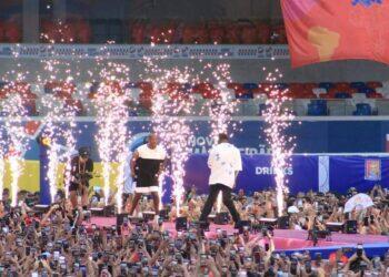 Mangueirão lota para show histórico de 10 anos do Tardezinha com Thiaguinho | Música