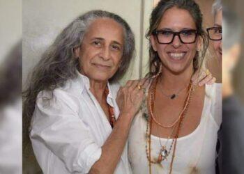Mulher de Maria Bethânia faz homenagem à cantora pelos 79 anos | Cultura