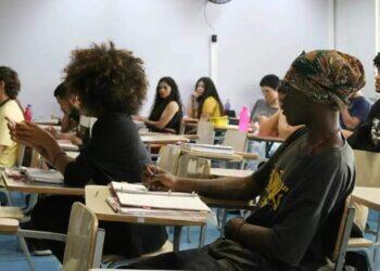 Novo decreto amplia cotas raciais em concursos federais | Brasil