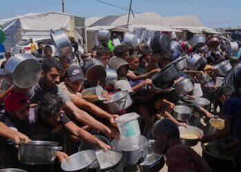 ONU: 'ataques mortais' ao redor de locais de ajuda em Gaza são 'crimes de guerra' | Mundo