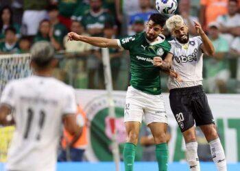 Palmeiras reage, busca empate com o Inter Miami e encara Botafogo nas oitavas do Mundial