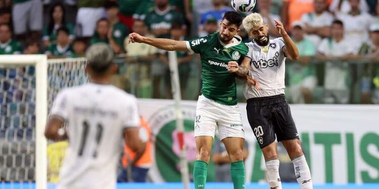 Palmeiras reage, busca empate com o Inter Miami e encara Botafogo nas oitavas do Mundial