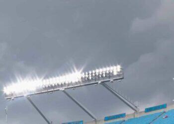 Partida entre Benfica e Chelsea no Mundial de Clubes é paralisada por "clima severo" | Esportes