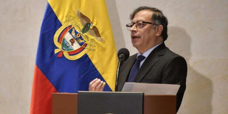 Presidente da Colômbia diz que vai 'caçar' autores do atentado contra rival político | Mundo