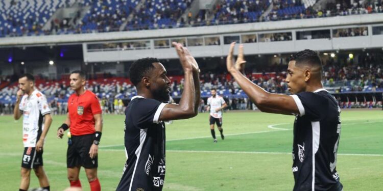 Sávio provoca o Paysandu após vitória do Remo: 'Não precisa mudar de estádio pra dar desculpa' | Remo