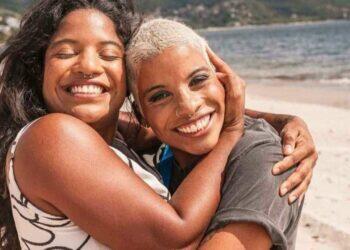 'Tentei mover uma montanha na Indonésia por você', diz irmã de Juliana Marins em carta | Variedades