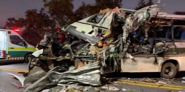 Acidente com micro-ônibus da UFPA: dois estudantes que estavam hospitalizados chegaram a Belém | Pará