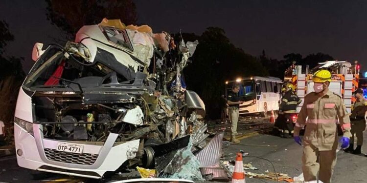 Acidente que resultou na morte de estudantes da UFPA na BR-153 teve 75 vítimas, aponta empresa | Polícia