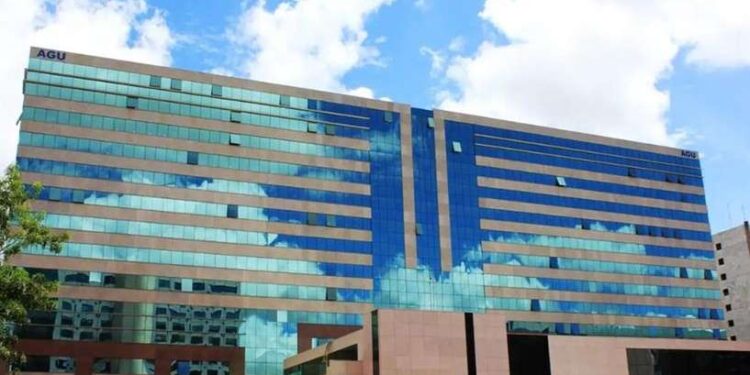 Advocacia-Geral da União quer saber se brasileiros lucraram com anúncio do tarifaço | Política