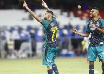 Atacante do Remo se despede do clube e confirma saída: 'O Leão ganhou mais um torcedor' | Remo