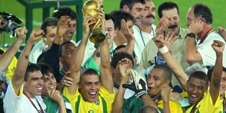 Brasil completa 23 anos do penta na Copa do Mundo de 2002; relembre a vitória | Esportes