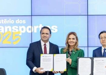 Brasil e China assinam acordo para estudar ferrovia até o Peru | Brasil