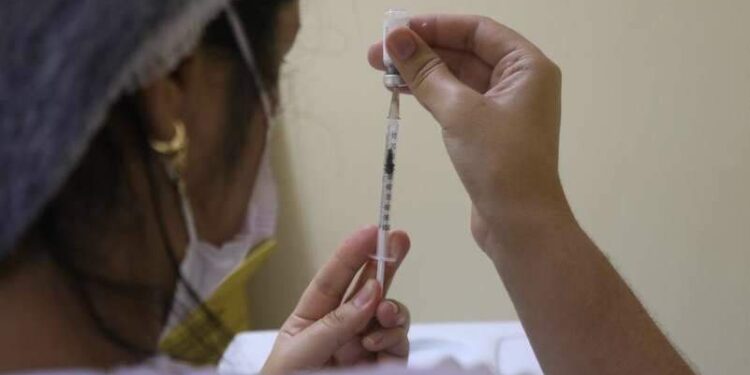 Cobertura vacinal contra hepatite chega a 94% entre as crianças, mostra levantamento | Variedades