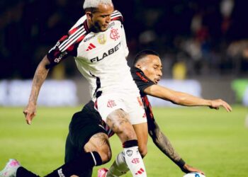 Com Pedro titular e adeus de Wesley, Flamengo bate o Bragantino e segue na cola do Cruzeiro | Esportes