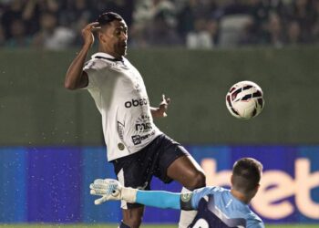 Com 'chuva' de erros, Remo empata com o Goiás e termina primeiro turno fora do G-4 | Remo