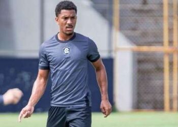 Davó se firma como titular e celebra evolução do time do Remo | Remo