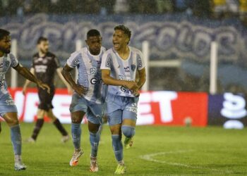 De renegados a heróis: Marlon e Marcelinho salvam Paysandu contra a Ferroviária | Paysandu